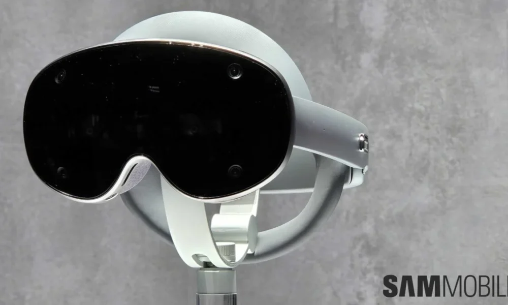 Samsung teased the Project Moohan XR headset at Unpacked 2025 by showcasing it in the press area.